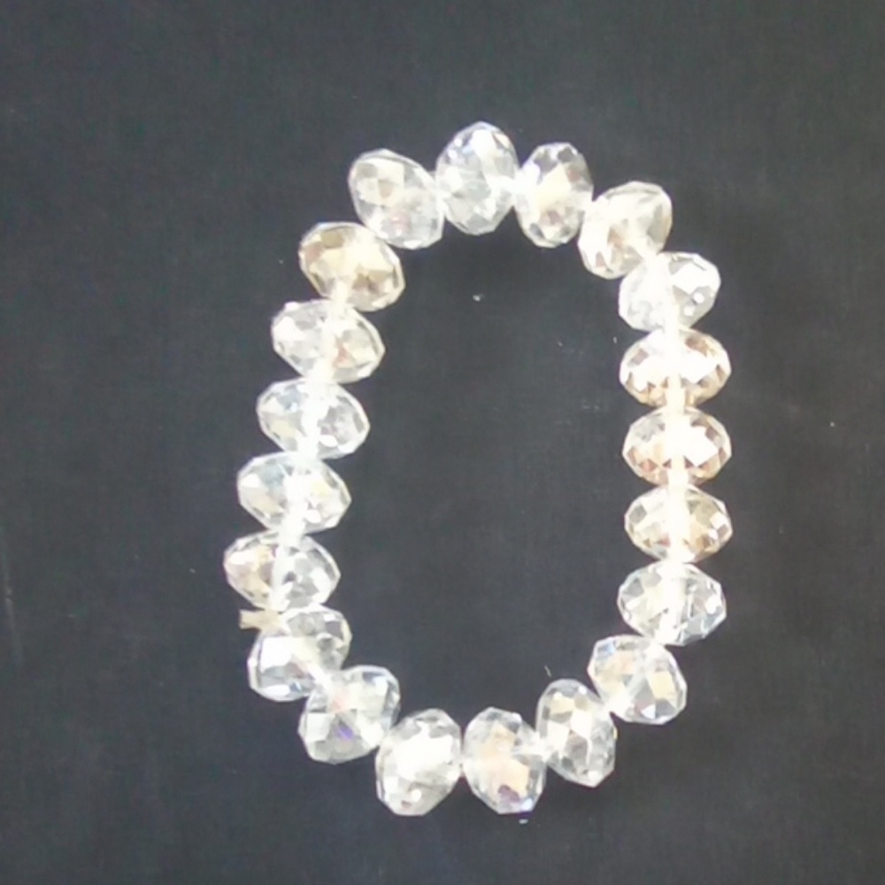 Clear round Crystal bracelet